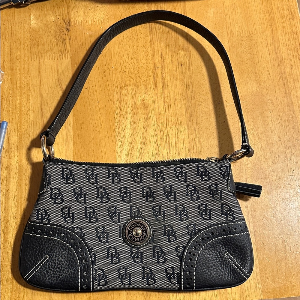 Dooney & Bourke Purse